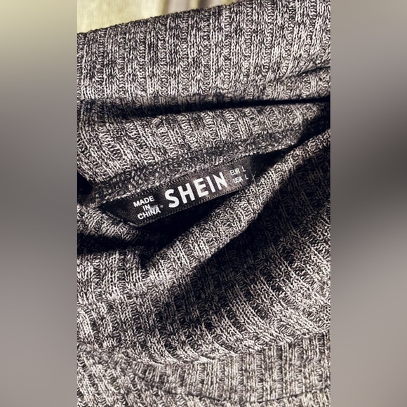 SHEIN Dress turtleneck - Picture 5 of 6